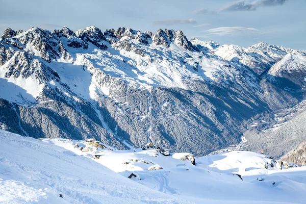 A vista da montanha a partir da estação do Aiguille du Midi em Chamonix — Fotografia de Stock