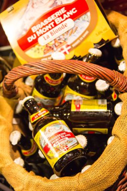 Vasıl belgili tanımlık stok geleneksel bira şişeleri