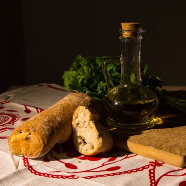 zeytinyağı ve ciabatta ekmeği ile jar