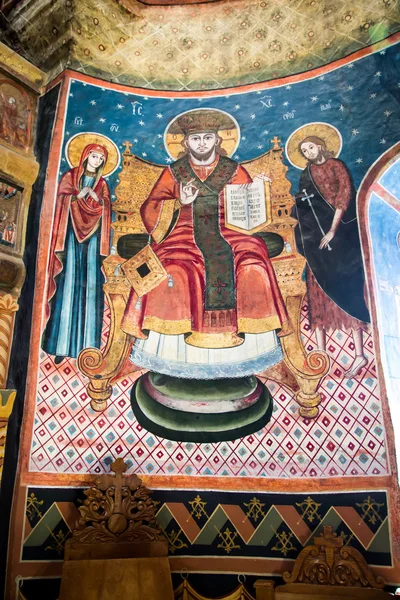 Detalles interiores de la antigua iglesia del Monasterio de Sinaia, Rumania — Foto de Stock