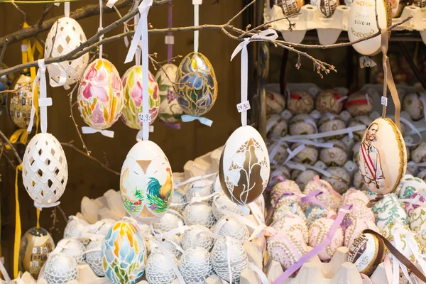 Colorful painted Easter eggs on the tree — Stock Photo, Image