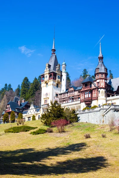 Güzel eski kraliyet peles Kalesi, sinaia, Romanya — Stok fotoğraf