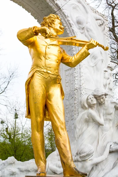 Statue en gros plan de Johann Strauss, Stadtpark à Vienne, Autriche — Photo