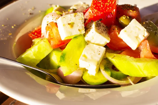 Close up Greek Fresh vegetable salad with white feta cheese — Stock Photo, Image