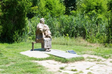 Baba Vanga heykeli