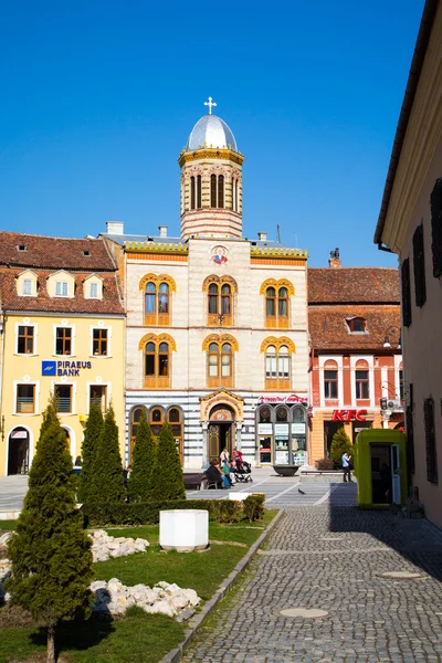 Orthodox Church at Piata Sfatului- the center of Brasov — Stock Photo, Image