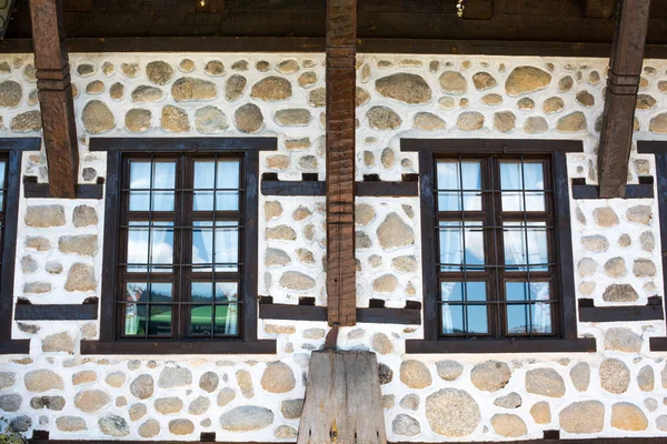 Old stone wall and windows, Bulgaria — Stock Photo, Image