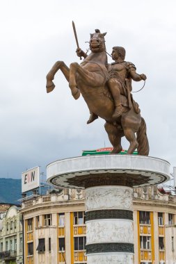 Alexander Üsküp şehir merkezindeki ana meydanında büyük heykel