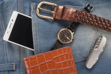 Erkek Aksesuar ve kot pantolon