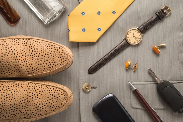 Mannen accessoires op een grijze achtergrond — Stockfoto