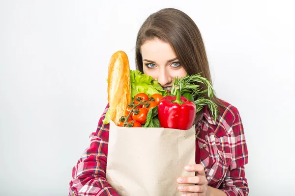 Frau mit frischem Essen, Gemüse — Stockfoto