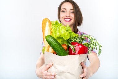 sebze ile güzel bir kadın