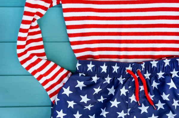 Прапор США на фоні одяг — стокове фото