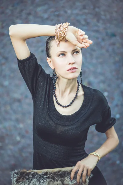 Fashion woman in black — Stock Photo, Image