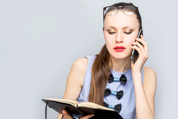 Young business woman — Stock Photo, Image