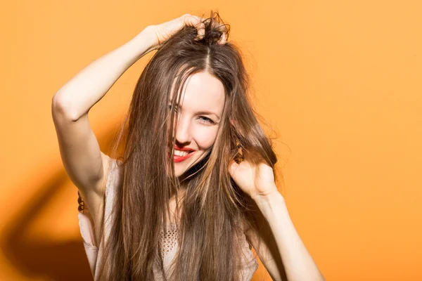 Mulher bonita sorrindo — Fotografia de Stock