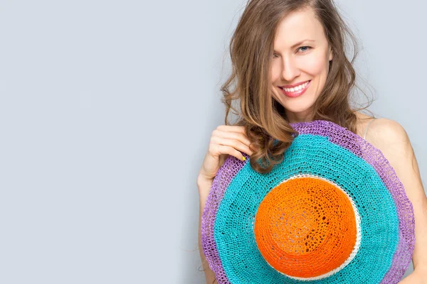 Summer woman with hat — Stock Photo, Image