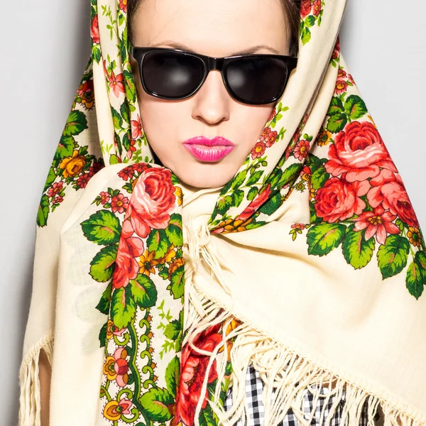 Autumn woman in retro scarf — Stock Photo, Image