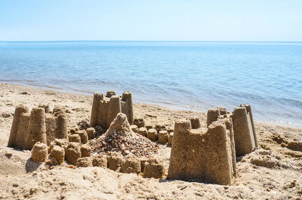 Sandburg am Strand — Stockfoto