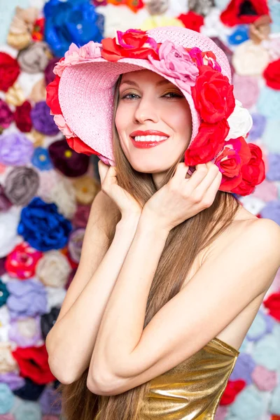 Zomer schoonheid vrouw — Stockfoto