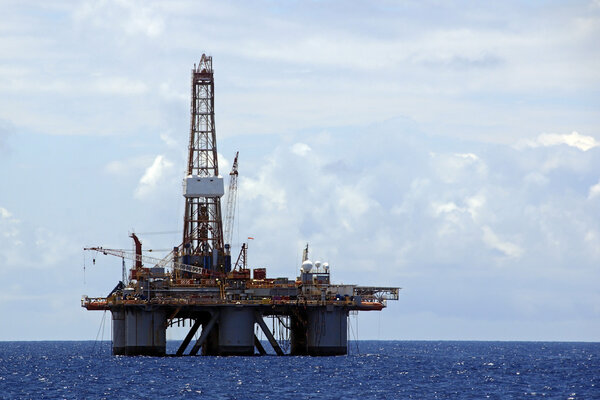 Морская нефтехимическая башня
