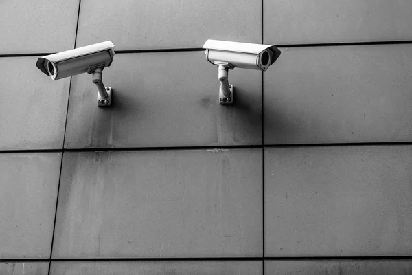 iki güvenlik kameraları 