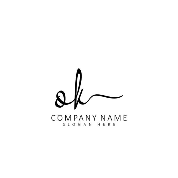 Inicial Caligrafia Conceito Logotipo Inicial —  Vetores de Stock