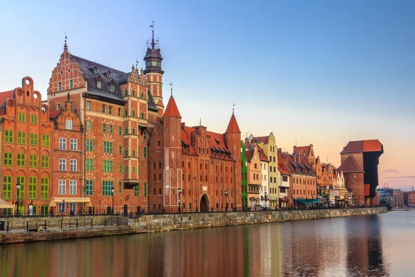 Téli táj sunrise Gdansk óváros — Stock Fotó