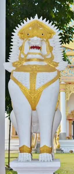 White lion guarding Wat Wichit Sangkaram — Stock Photo, Image