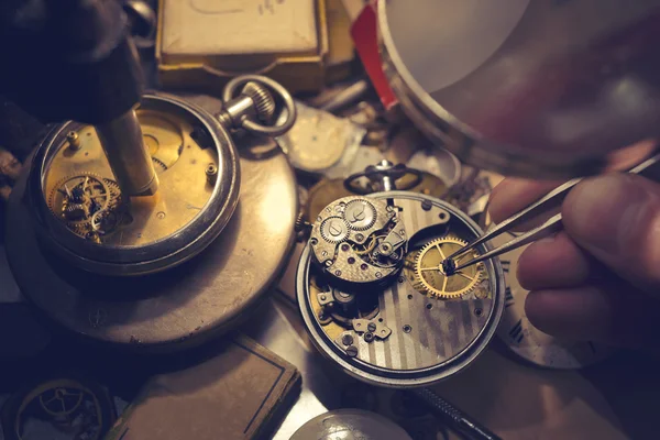 Watch makers Craftmanship — Stock Photo, Image