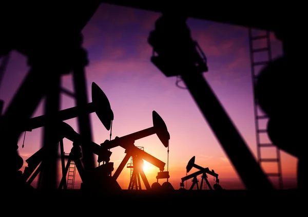 Oil Pumps at Dusk — Stock Photo, Image