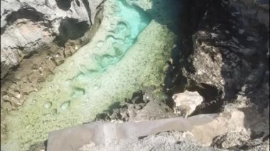 Nusa Penida Adası Bali Endonezya 'da Billabong Gölü