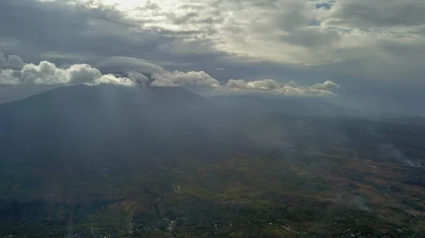 Volcano Cloudy Clear Sky Mount Merapi Indonesia Cloudy Sky Volcano — Stock Photo, Image