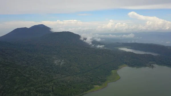 Veduta Aerea Oltre Twin Lakes Buyan Tamblingan Nel Nord Bali — Foto Stock