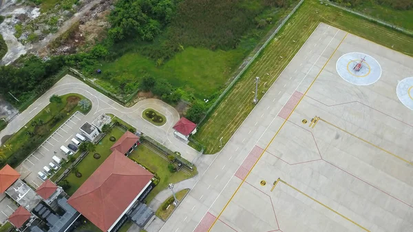 Vista aérea del área de Kuta desde el avión que sale del aeropuerto de Denpasar, Bali, Indonesia —  Fotos de Stock