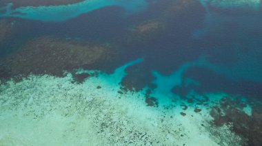 Padar Adası Labuan Bajo 'da açık deniz manzarası.