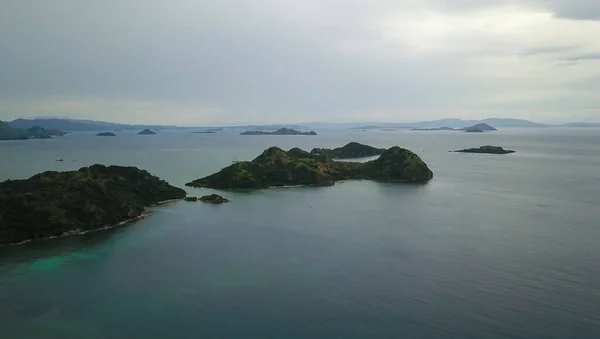 Hermosa Vista Aérea Playas Embarcaciones Turísticas Isla Flores Indonesia — Foto de Stock