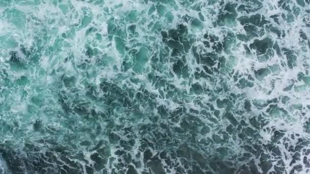Waves of water of the river and the sea meet each other during high tide and low tide. Whirlpools of the maelstrom — Stock Video