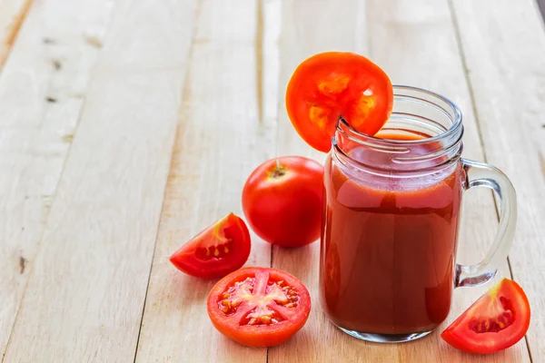 Bir fotoğraf domates suyu — Stok fotoğraf