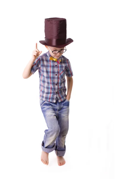 Divertente ragazzo di cinque anni nel cilindro cappello — Foto Stock