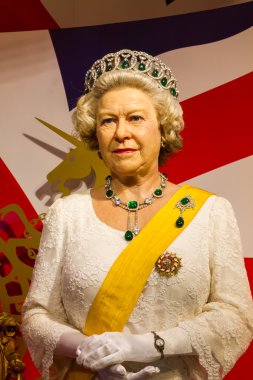 Bangkok, Tayland - 19 Aralık: Bangkok, Tayland için 19 Aralık 2015 tarihinde Madame Tussauds gelen ünlü Kraliçe Elizabeth balmumu rakam