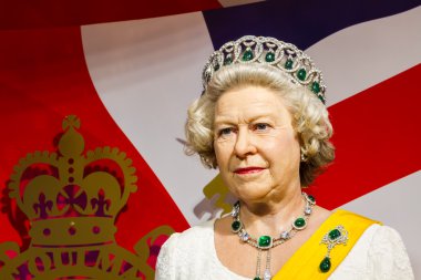 Bangkok, Tayland - 19 Aralık: Bangkok, Tayland için 19 Aralık 2015 tarihinde Madame Tussauds gelen ünlü Kraliçe Elizabeth balmumu rakam