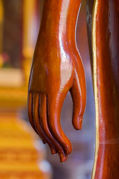 Hand der Buddha-Statue, aus Holz — Stockfoto