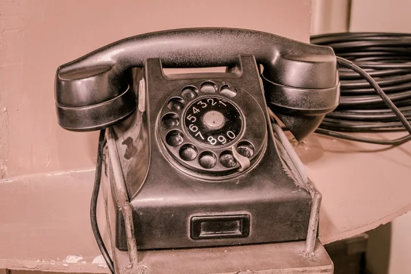 Altes Drehtelefon — Stockfoto