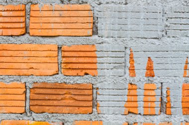 tatlı turuncu yatay dokulu tuğla kuru beton leke ile