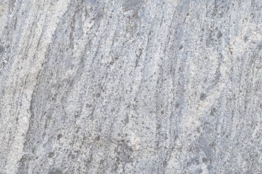 Doğal granit bloklardan yapılmış bir duvar parçası.