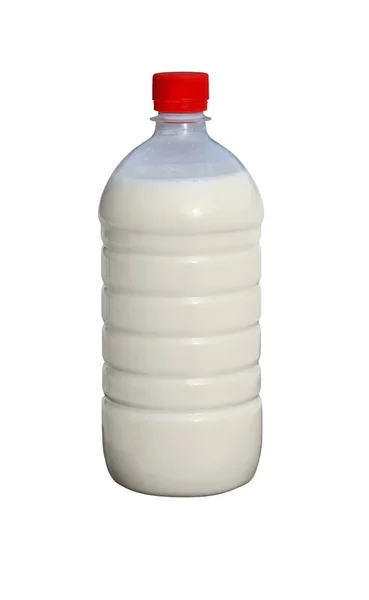 Geïsoleerde Plastic Fles Met Melk Afgesloten Met Rode Dop Witte — Stockfoto