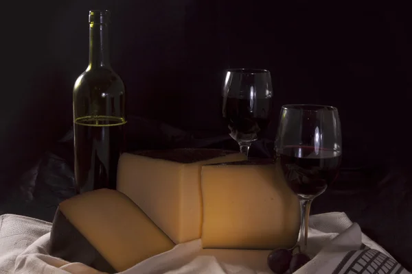 Şarap ve Peynirle Hayat