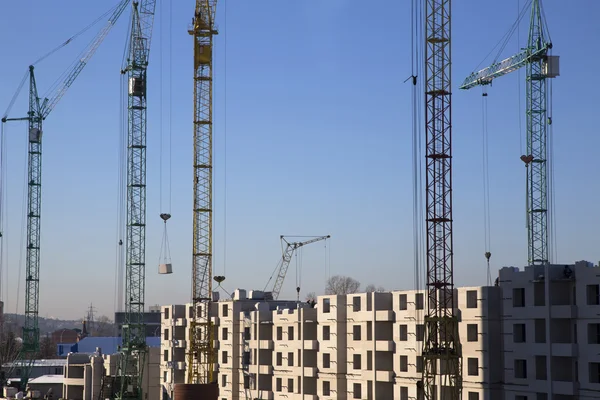 Çok öykülü bir Bina İnşaatı