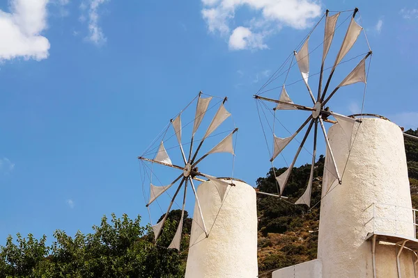 Crete beyaz bina windmill — Stok fotoğraf